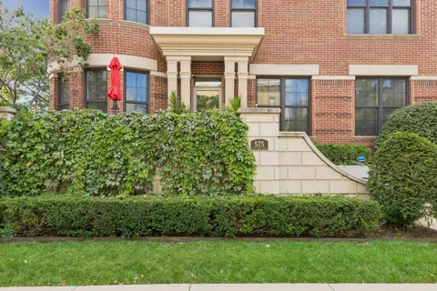 575 S 10th Street