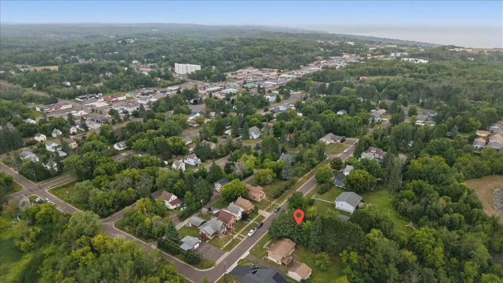 128 W Quince Street Duluth, MN 55811