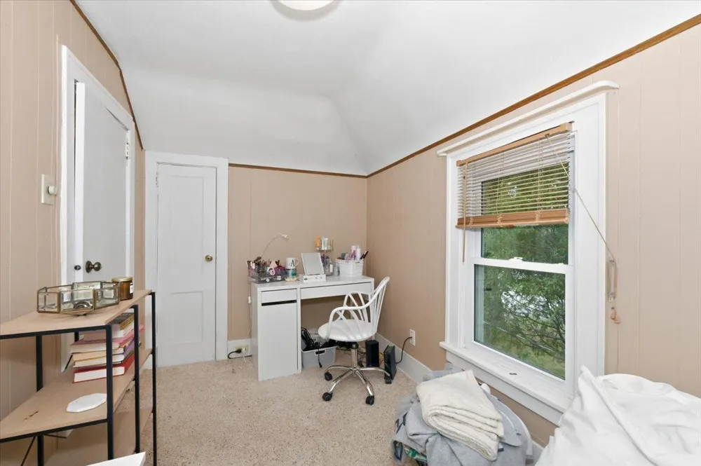 128 W Quince Street Duluth, MN 55811