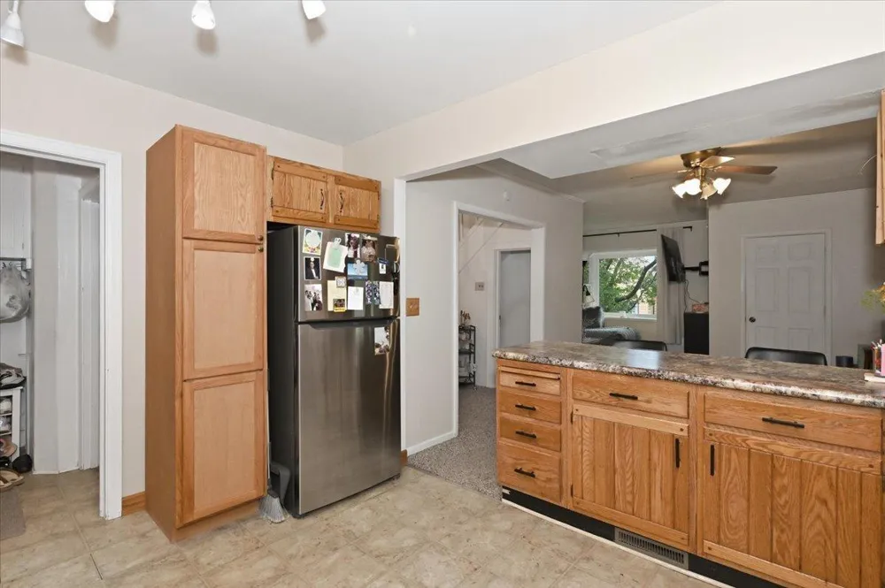 128 W Quince Street Duluth, MN 55811