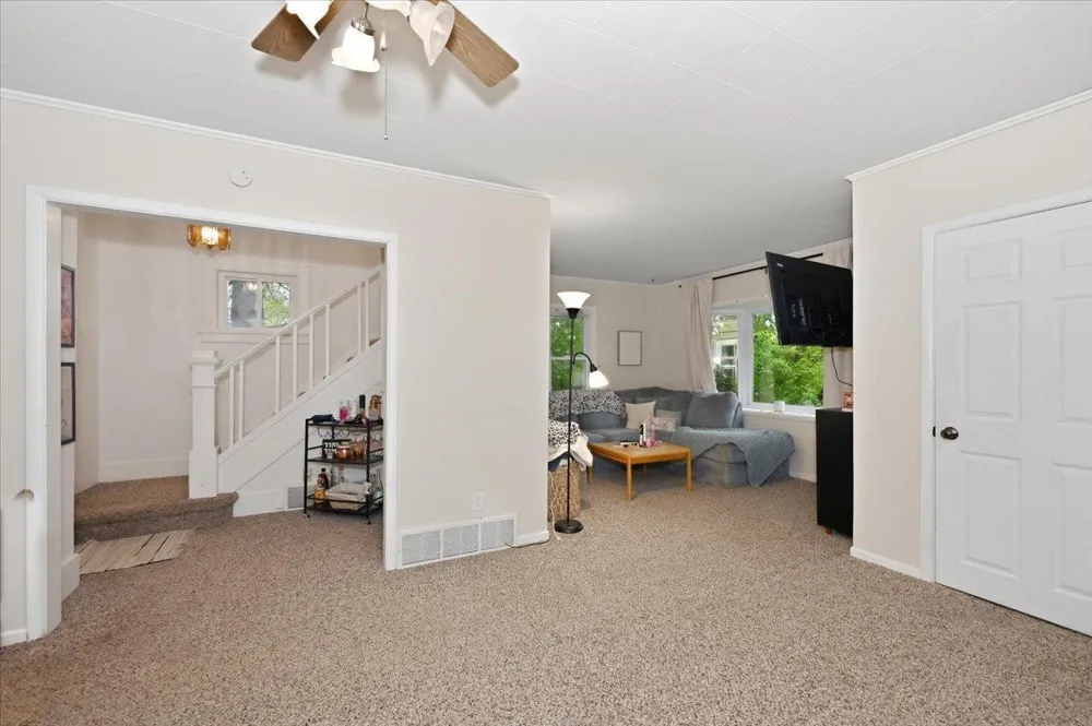 128 W Quince Street Duluth, MN 55811