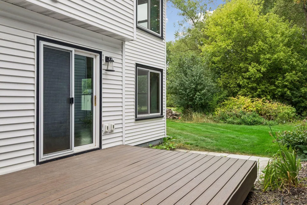 1405 Granada Trail Oakdale, MN 55128