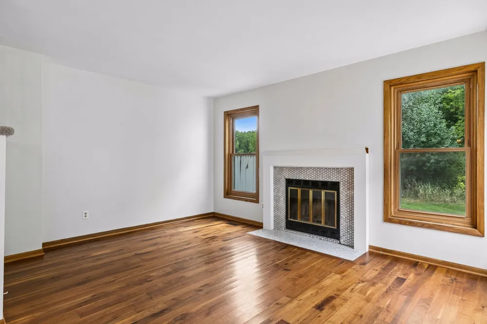 1405 Granada Trail Oakdale, MN 55128