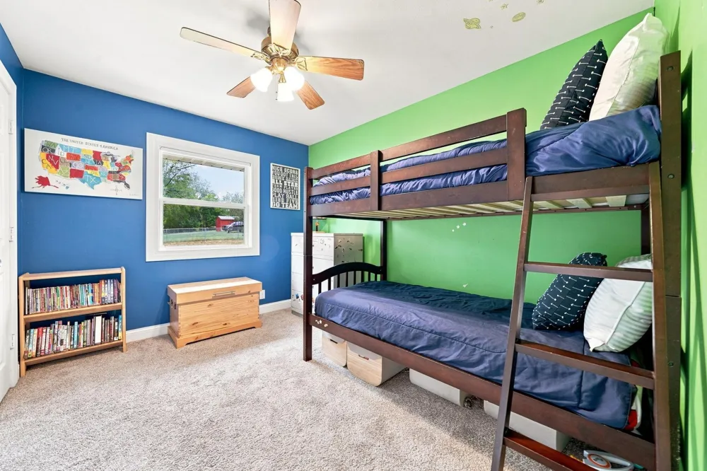 1587 Sextant Avenue E Maplewood, MN 55109