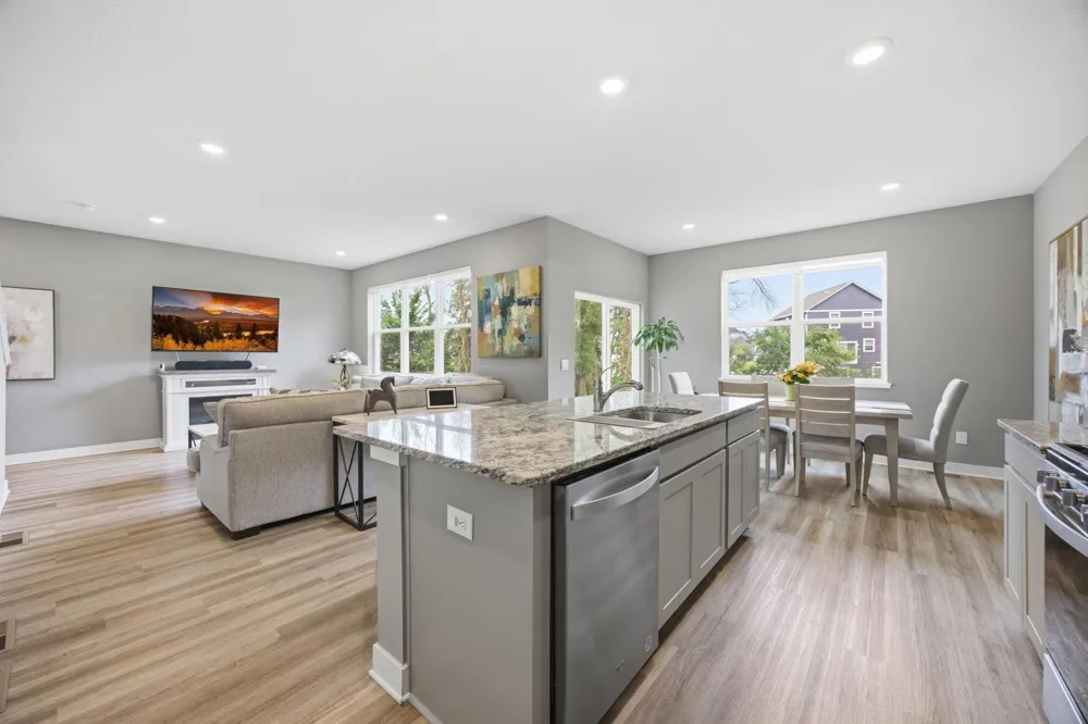 14653 Dallas Lane Dayton, MN 55327