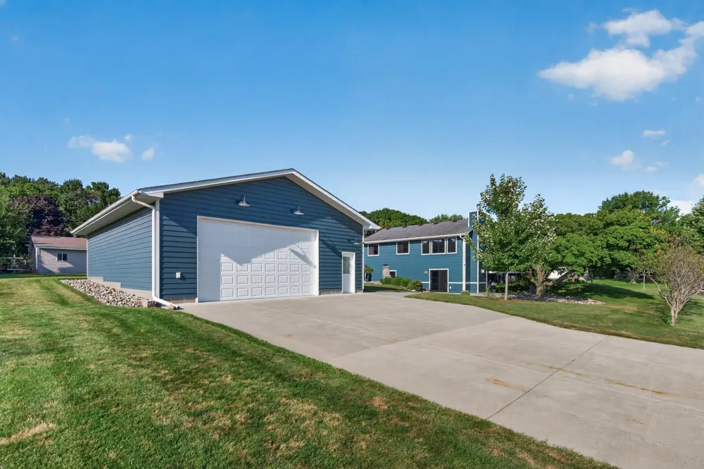 1112 Legion Street S Shakopee, MN 55379