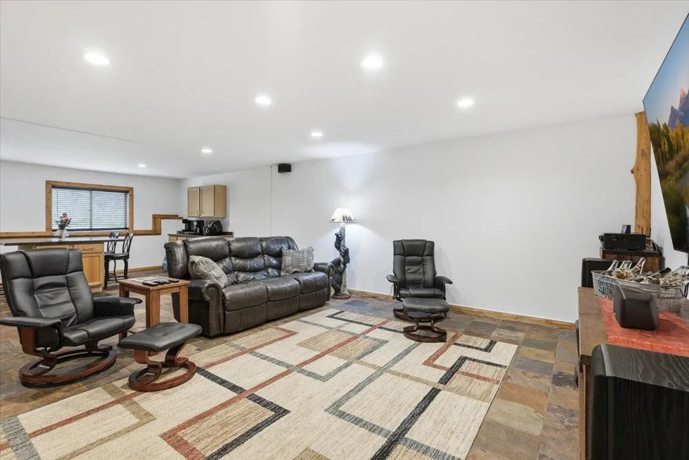 6483 State Highway 95 Princeton, MN 55371