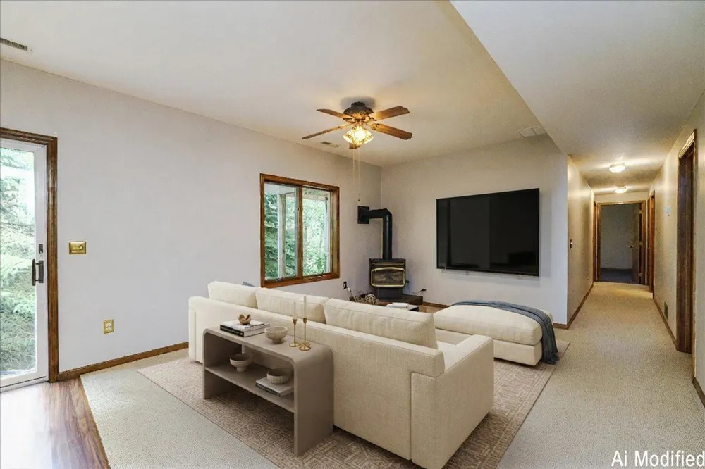 1060 Dennis Street S Maplewood, MN 55119
