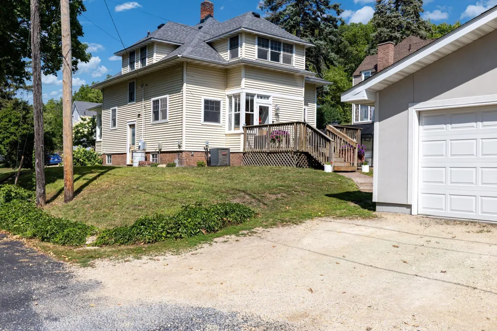 115 Mill Street E Cannon Falls, MN 55009