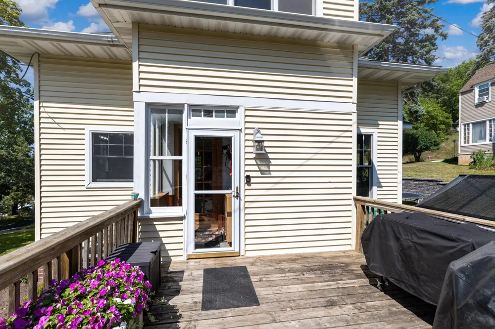 115 Mill Street E Cannon Falls, MN 55009