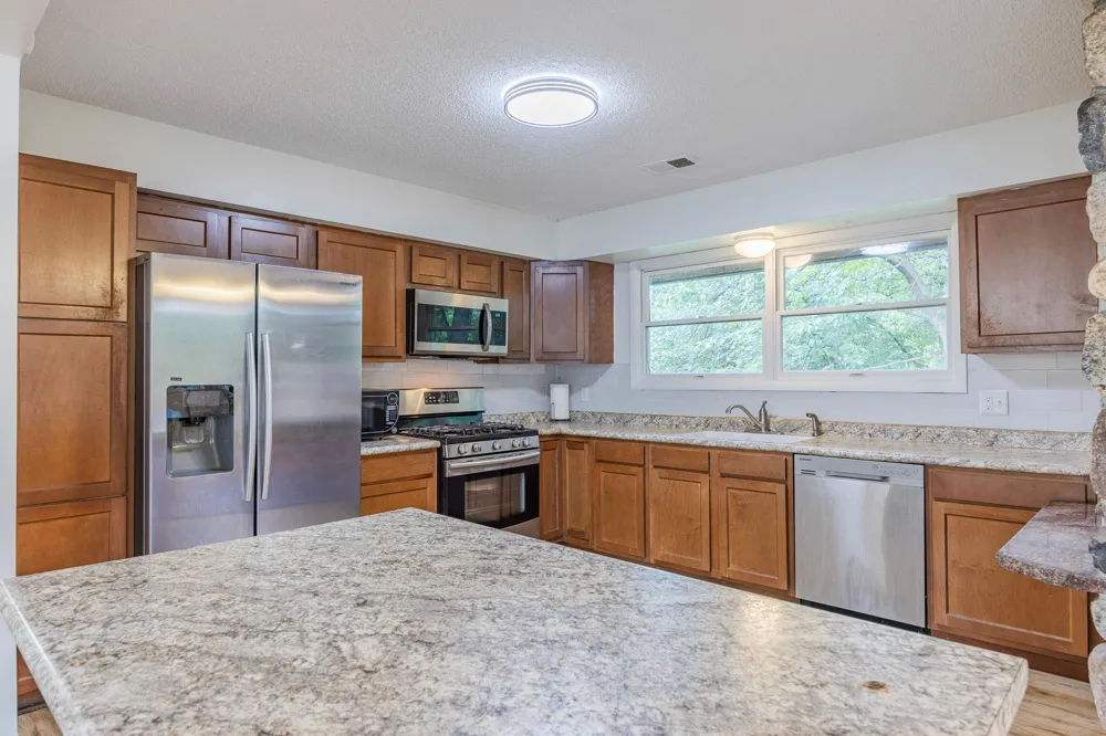 1212 44 1/2 AVENUE NE Columbia Heights, MN 55421