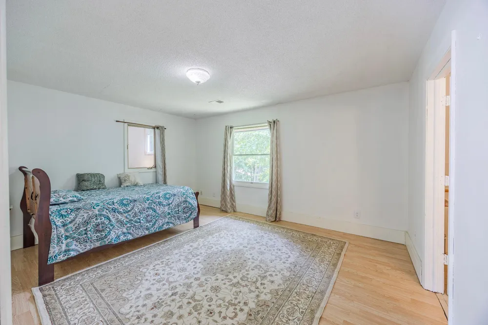 1212 44 1/2 AVENUE NE Columbia Heights, MN 55421