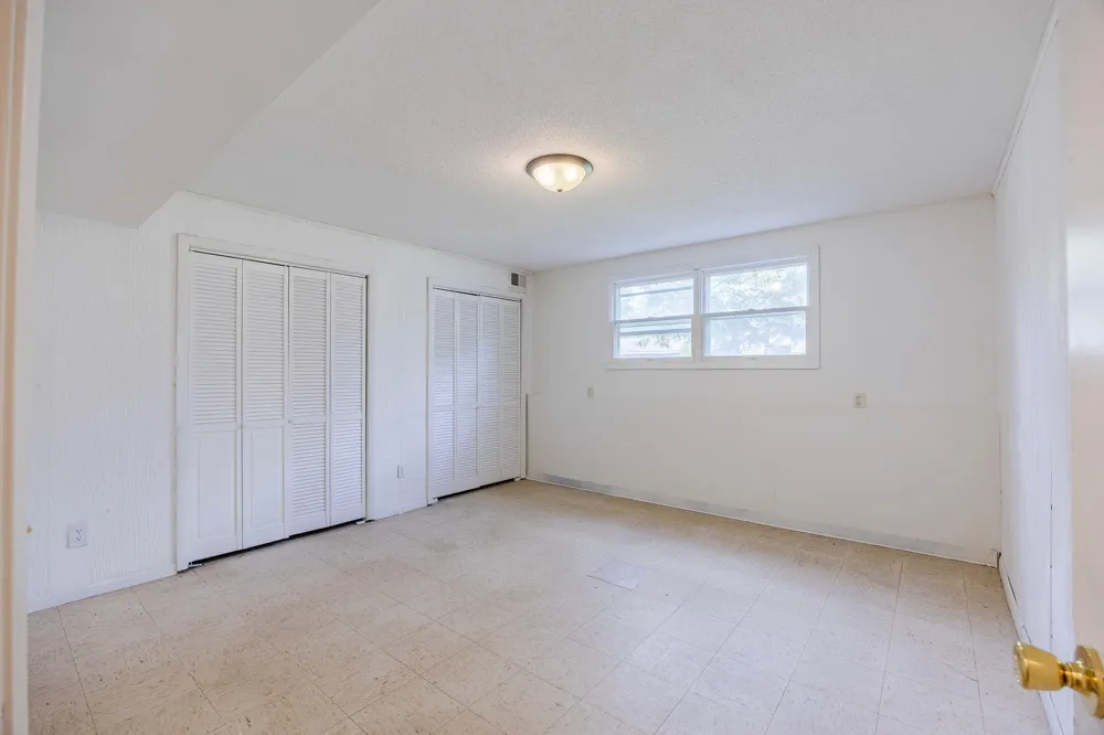 1212 44 1/2 AVENUE NE Columbia Heights, MN 55421