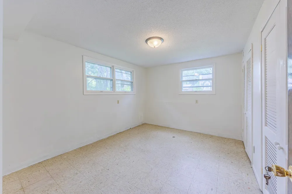 1212 44 1/2 AVENUE NE Columbia Heights, MN 55421