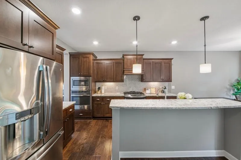 2460 White Pine Way Stillwater, MN 55082