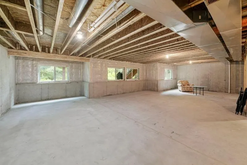 2460 White Pine Way Stillwater, MN 55082