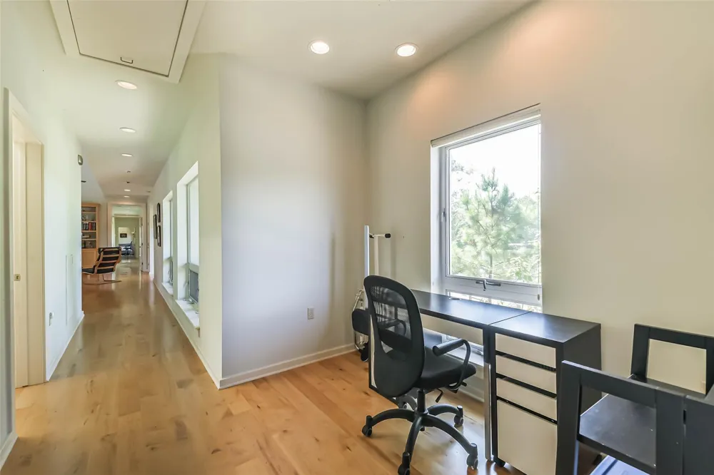 88 Raccoon Ramble Cleveland, TX 77327