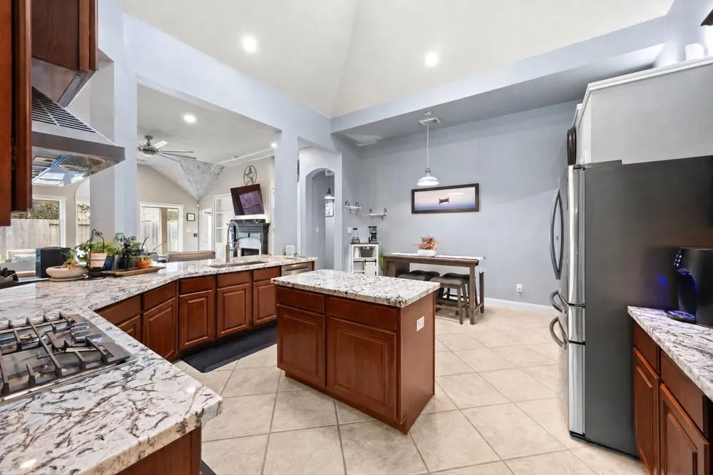 1710 Windy Brook Lane League City, TX 77573