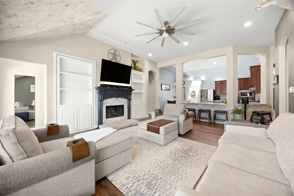 1710 Windy Brook Lane League City, TX 77573