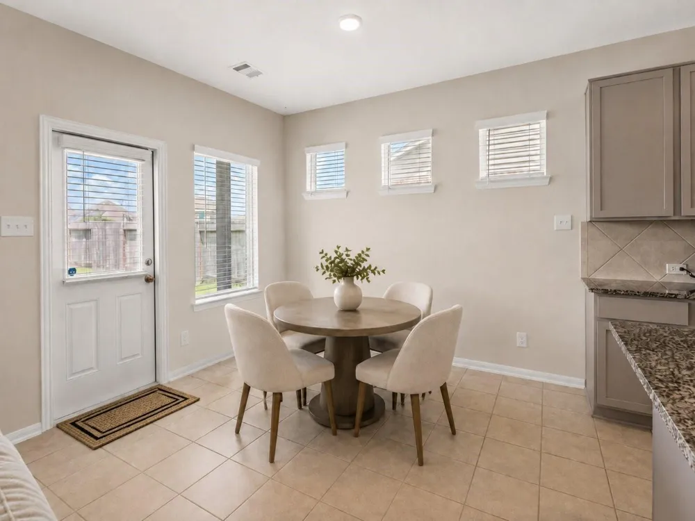 1503 Barras Street Alvin, TX 77511