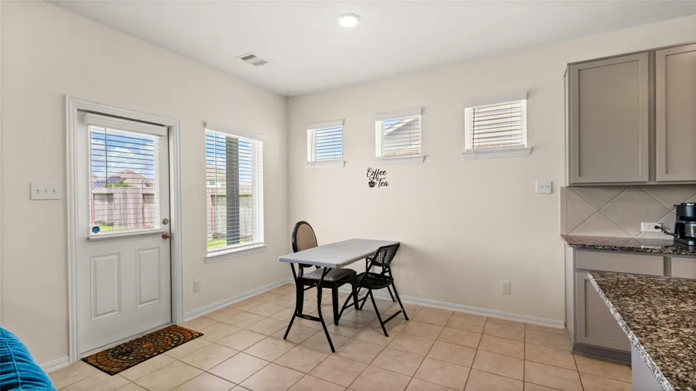 1503 Barras Street Alvin, TX 77511