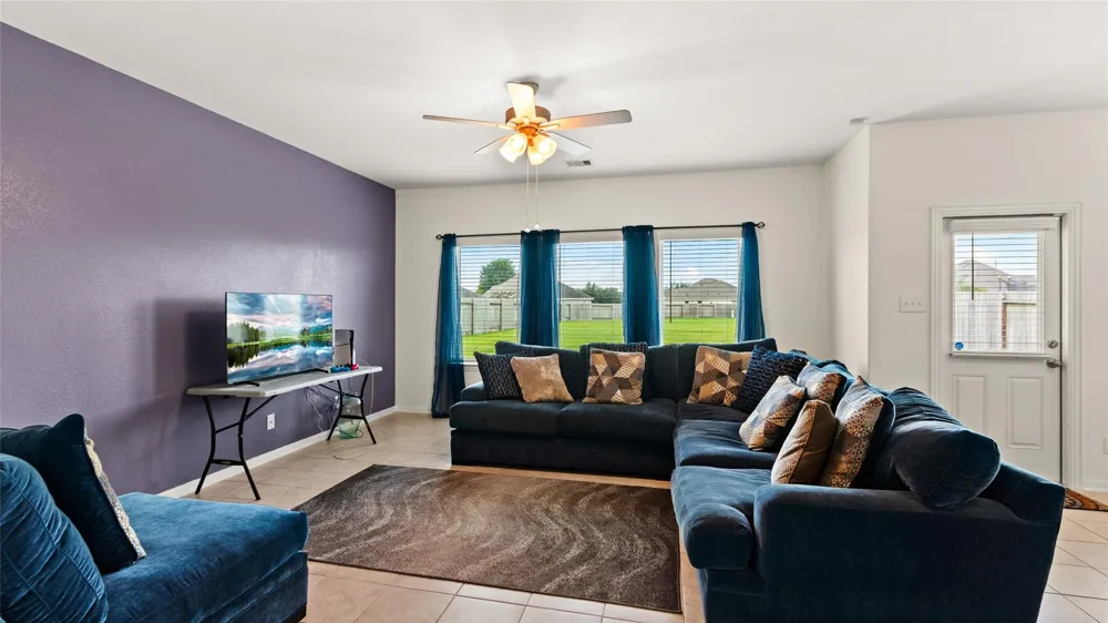 1503 Barras Street Alvin, TX 77511