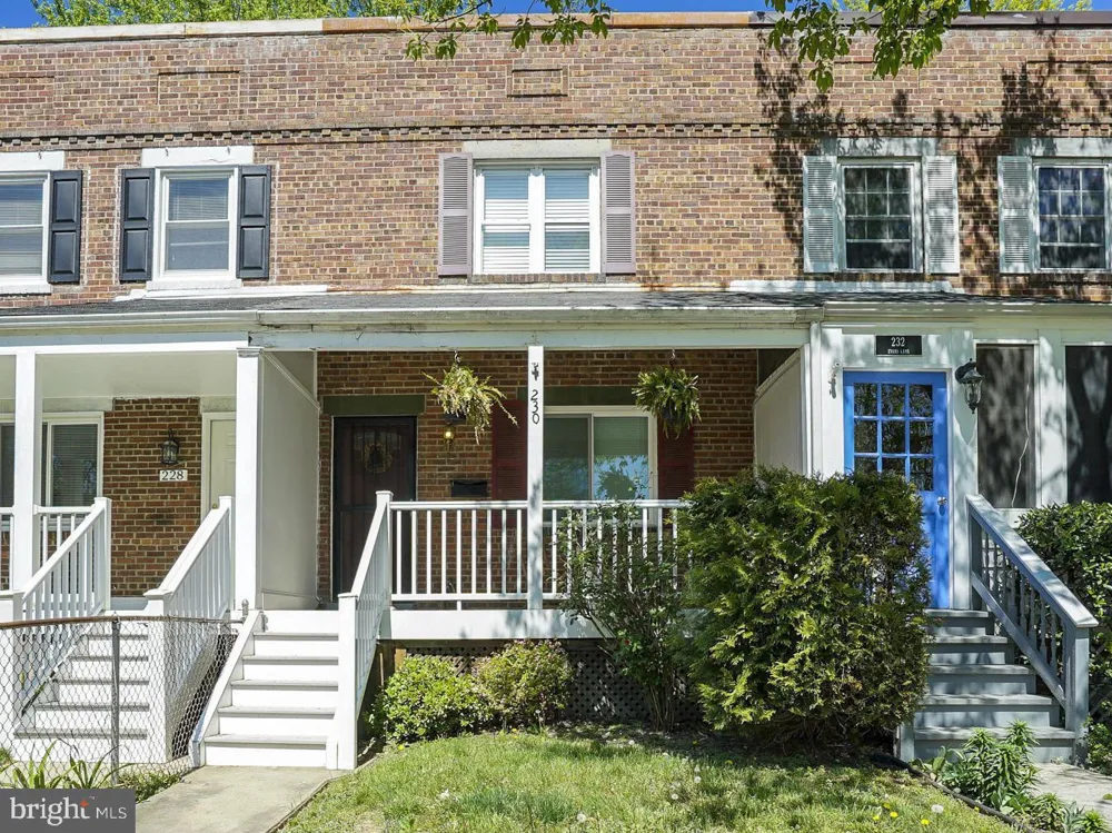 230 EVANS LANE Alexandria, VA 22305
