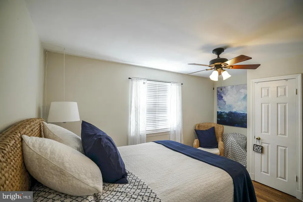 230 EVANS LANE Alexandria, VA 22305