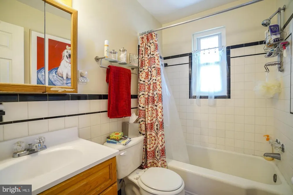 230 EVANS LANE Alexandria, VA 22305