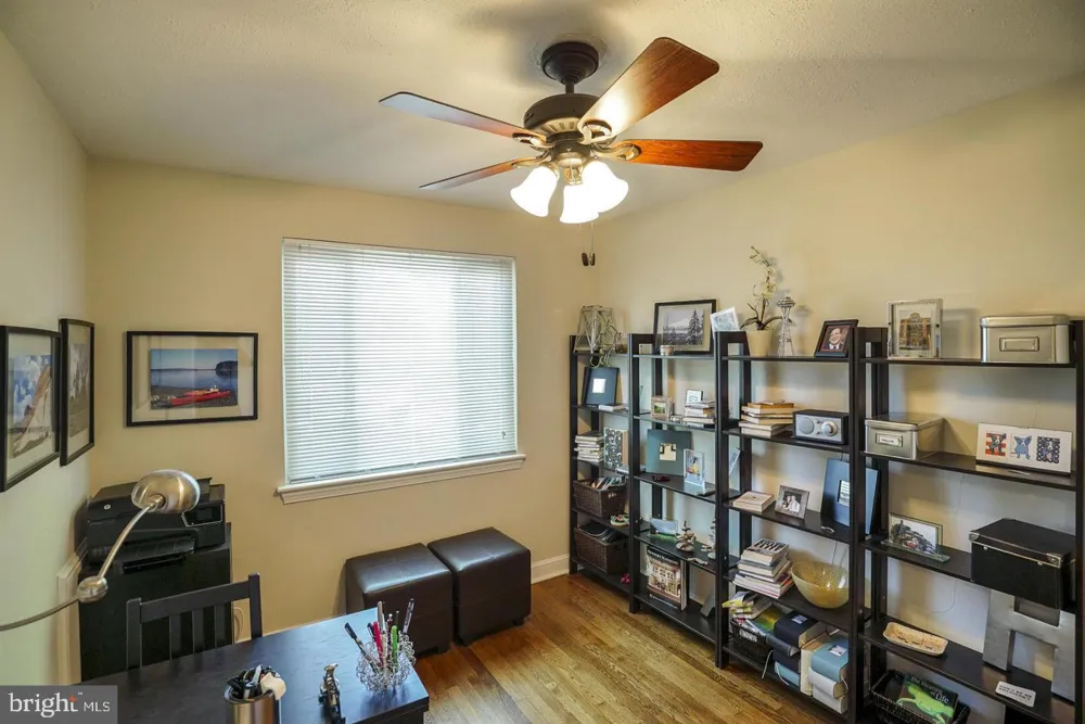 230 EVANS LANE Alexandria, VA 22305
