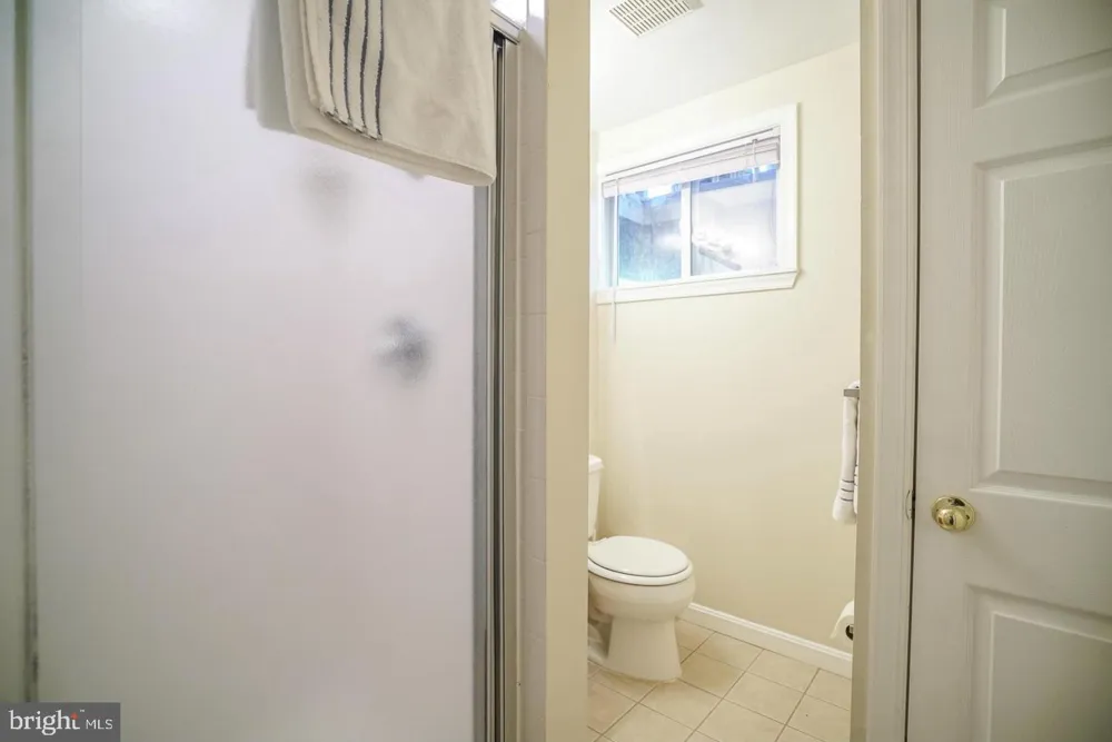 230 EVANS LANE Alexandria, VA 22305