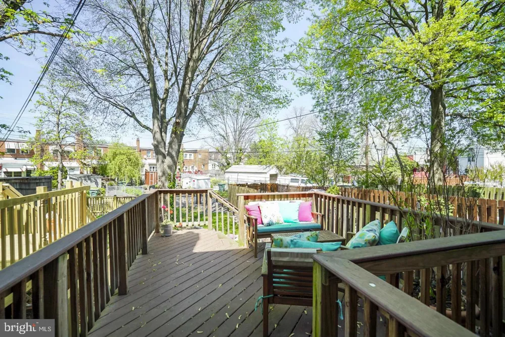 230 EVANS LANE Alexandria, VA 22305