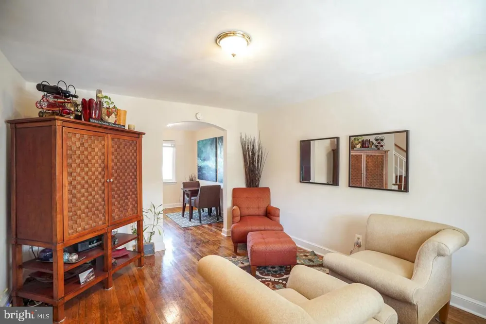 230 EVANS LANE Alexandria, VA 22305