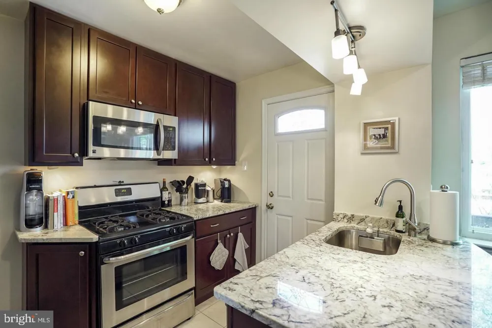 230 EVANS LANE Alexandria, VA 22305