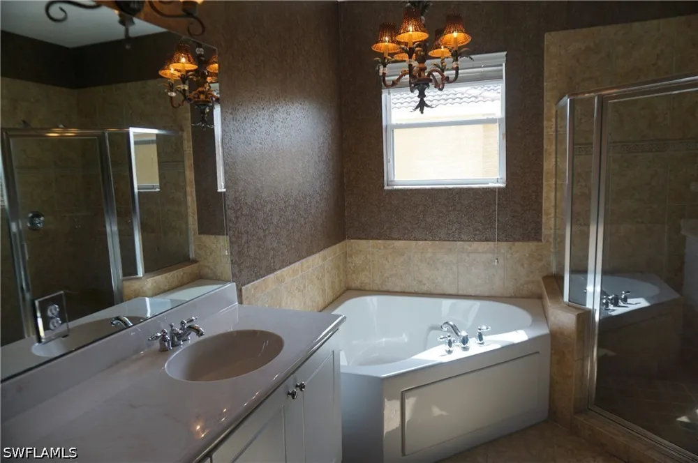 Eastgolden Elm Drive Estero, FL 33928