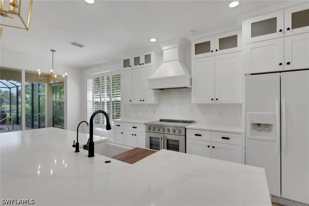 Longshore Way S Naples, FL 34119