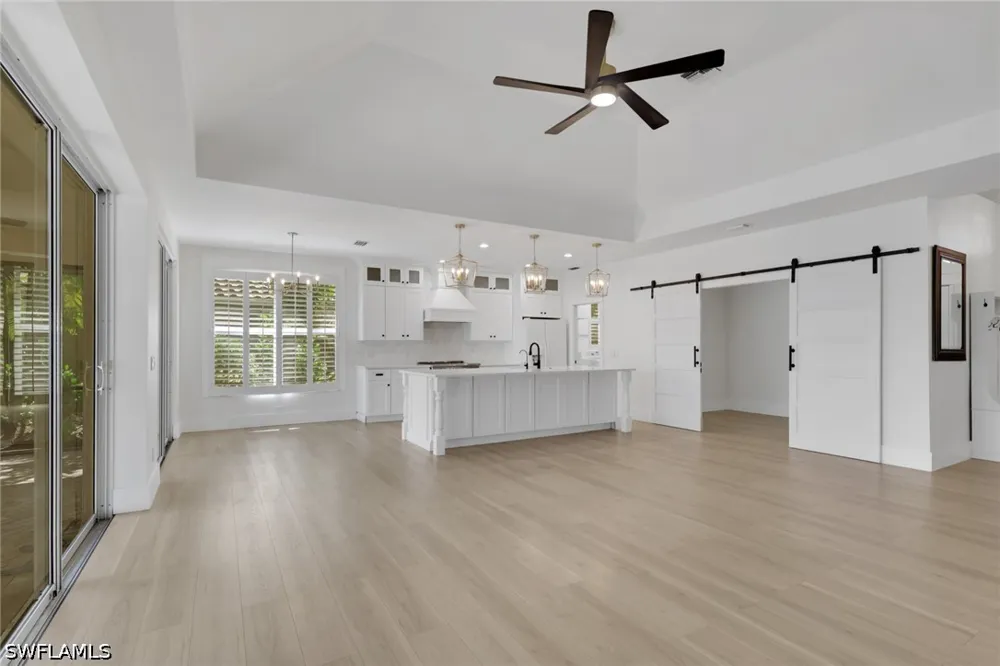 Longshore Way S Naples, FL 34119