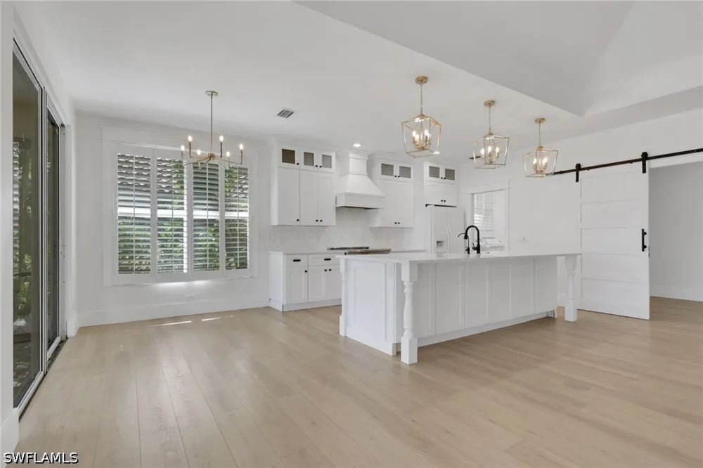 Longshore Way S Naples, FL 34119