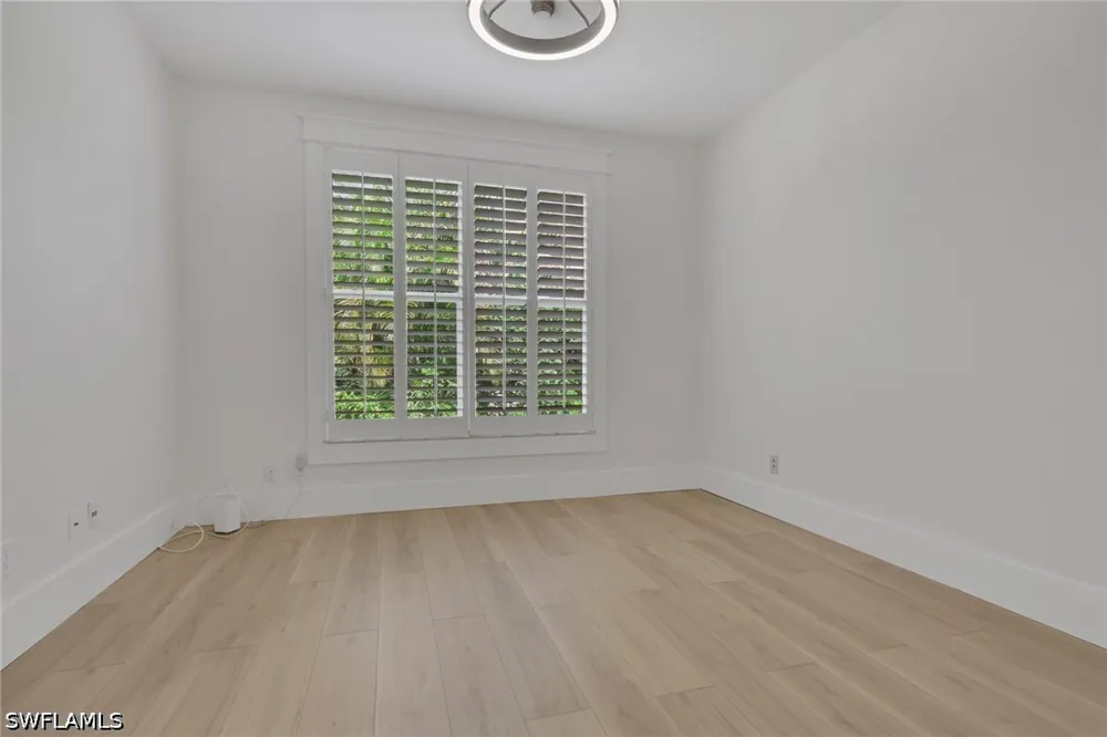 Longshore Way S Naples, FL 34119