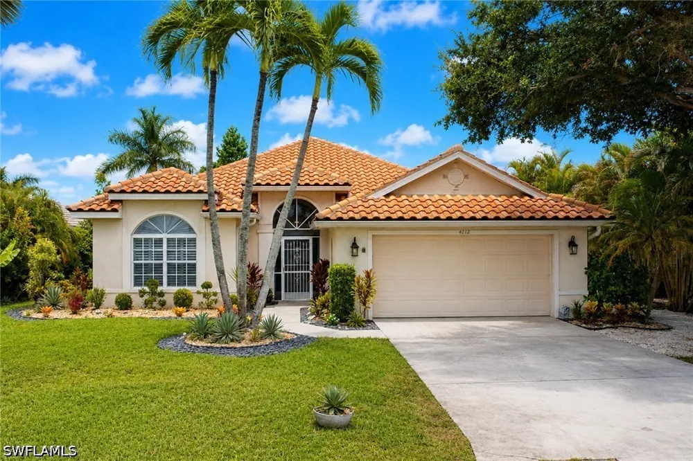 Longshore Way S Naples, FL 34119