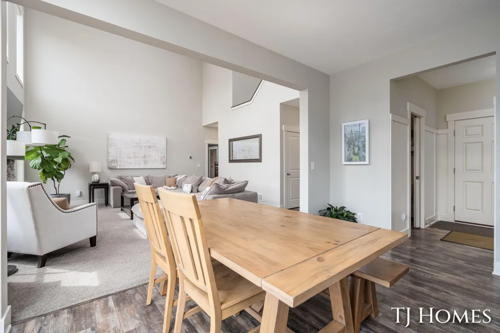 6200 Kuiper Drive SW Grandville, MI 49418