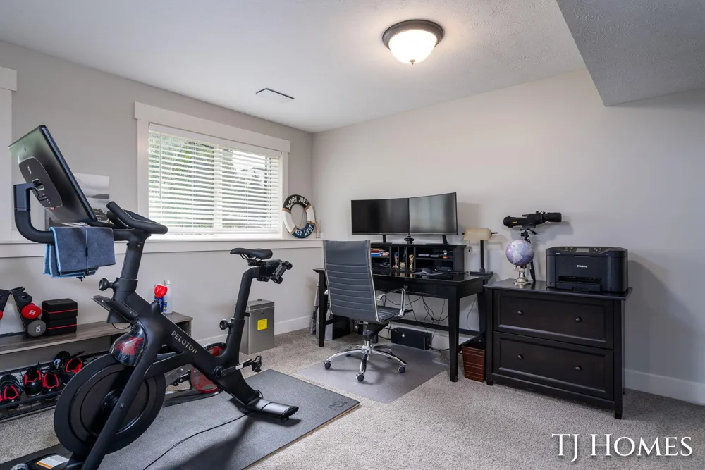 6200 Kuiper Drive SW Grandville, MI 49418