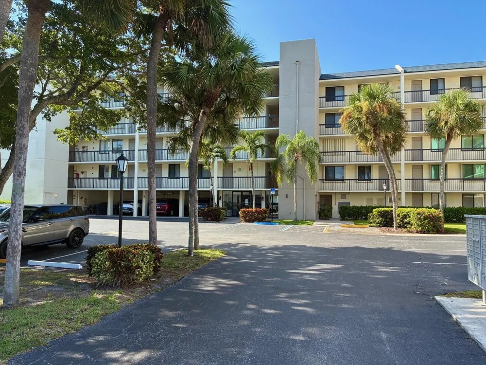 1605 S US HIGHWAY 1 #106M1 Jupiter, FL 33477