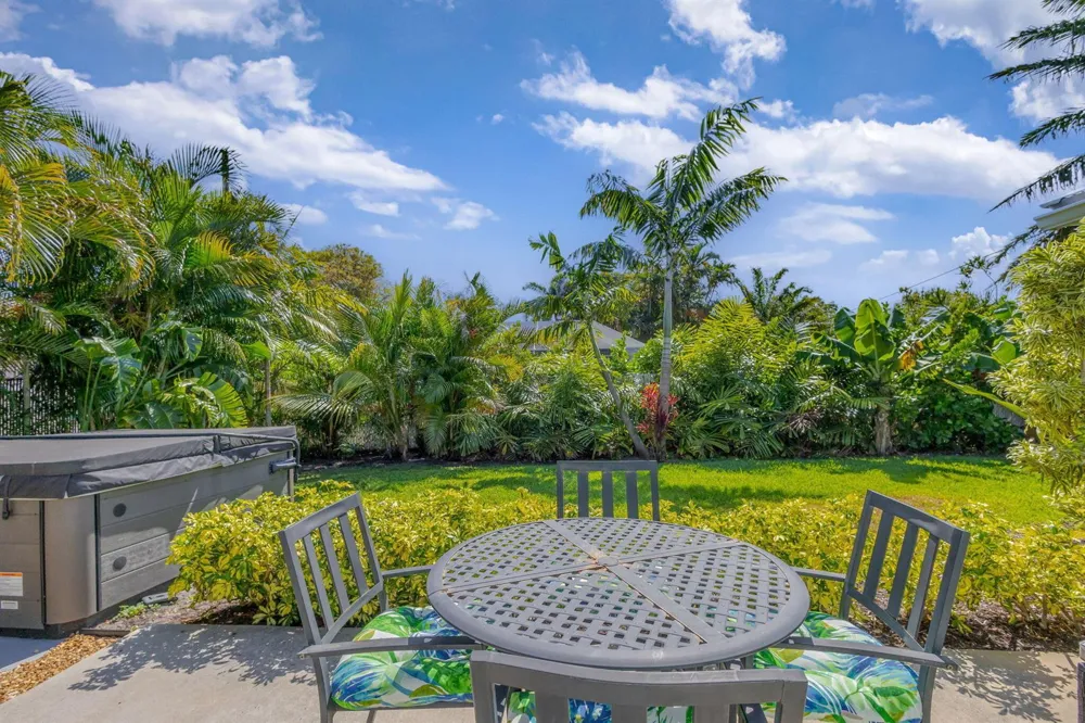 10600 SE Gomez Avenue Hobe Sound, FL 33455