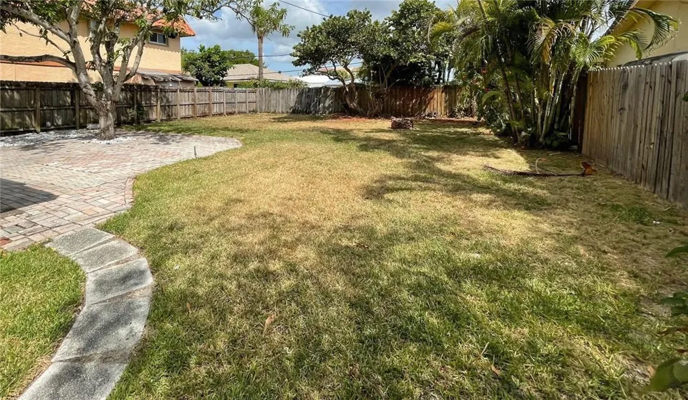 1969 NE 4th Street Deerfield Beach, FL 33441