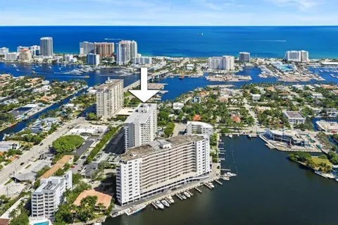 340 SUNSET DRIVE #405