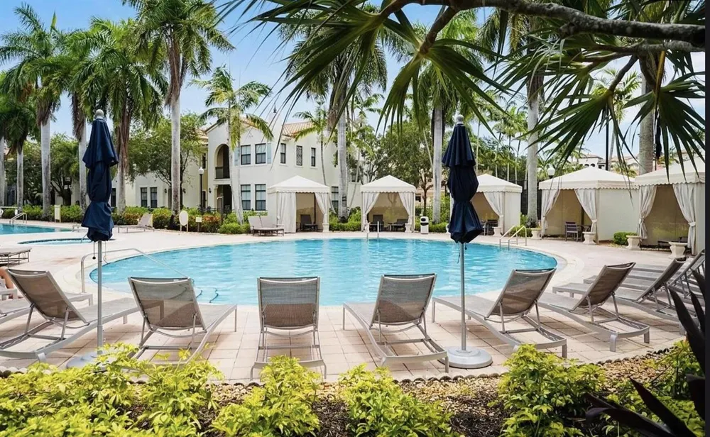 2950 NW 124th Way Sunrise, FL 33323