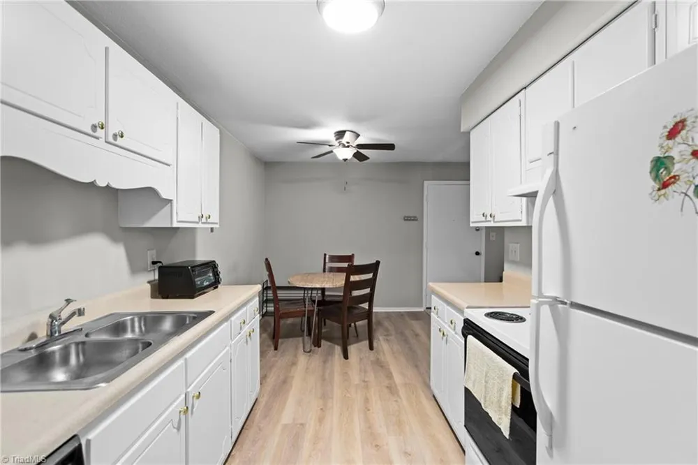 2250 Sunderland Road #23B Winston-Salem, NC 27103