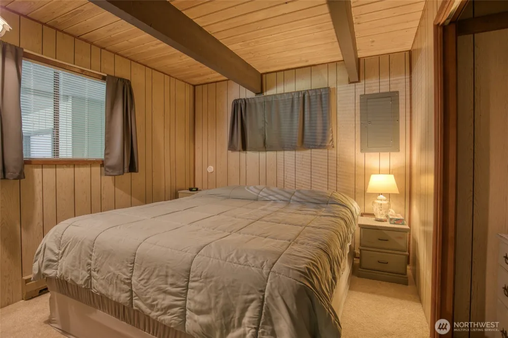 2782 State Rt 109 Ocean Shores, WA 98569