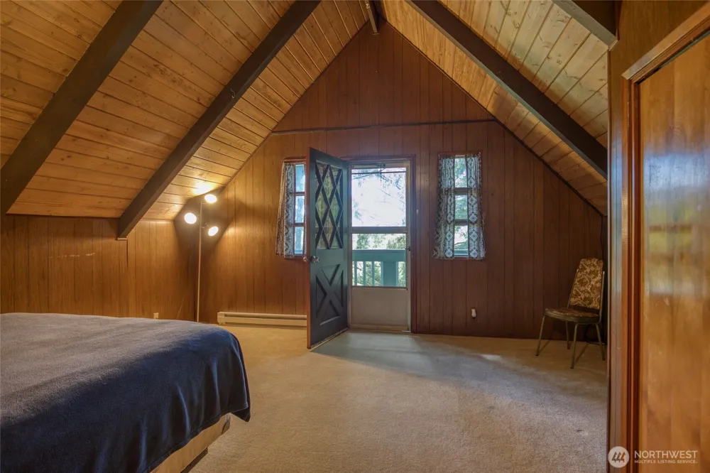 2782 State Rt 109 Ocean Shores, WA 98569